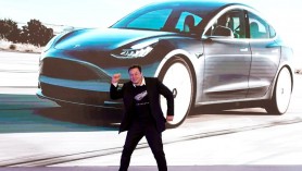 Tesla concediază mii de oameni din fabrica de lângă Berlin. Cauza